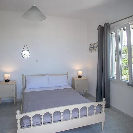 Anna With Panoramic Sea Views *