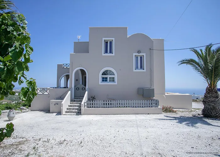 Anna With Panoramic Sea Views *